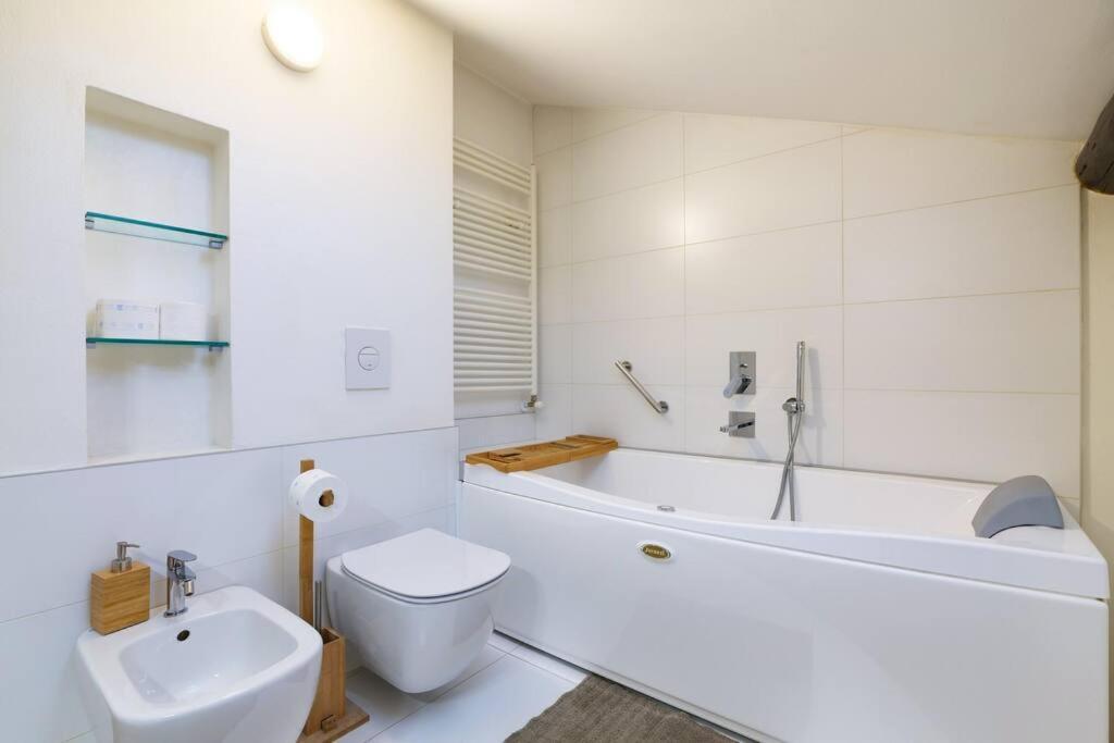 Primopiano - Battaglia B Apartment Milano Ngoại thất bức ảnh